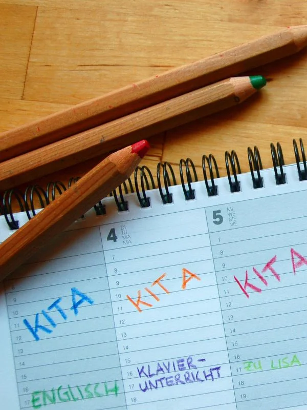 Kinder und Jugendliche stehen uner stress